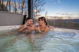 NEW Marty's Magic Haus Ski, Bike & Hike Retreat