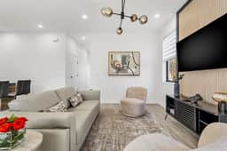 Modern Retreat, 2 Townhomes Near Stadium+ Downtown